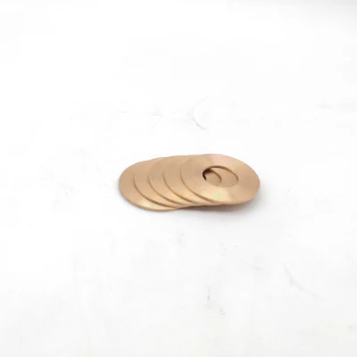 Arandela de bronce personalizada con 30 mm de diámetro